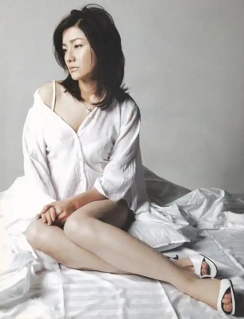 胡可小我材料简介及其