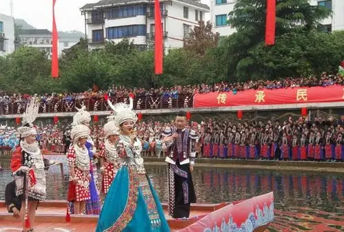 苗族姊妹节 ▏"万人唱响翁你河" 原生态苗歌对唱