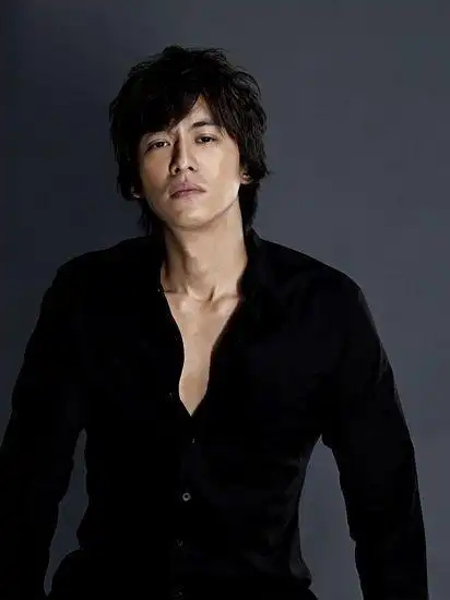 早年经历陈楚河的父亲是台湾竹联帮精神领袖陈启礼,一岁时父母离异,和