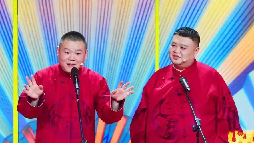 春晚记忆之岳云鹏丨扰民了您连拜两次年,一首《五环之歌》全国跟唱