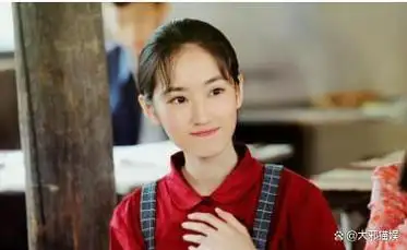 身陷整容风波黄诗佳在《父母爱情》和《青谷子》之后依然频繁出现在