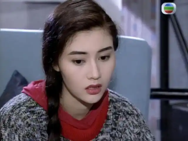 50岁李嘉欣晒生活照,纤细身材十分吸睛,她的颜值真是大写的服气