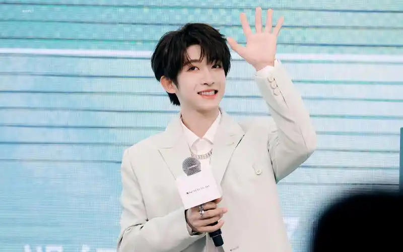 【刘宇】男孩子笑起来可以有多甜_哔哩哔哩_bilibili