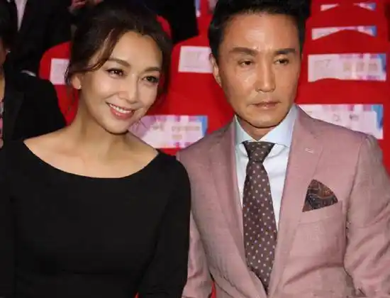 江珊和达康书记合影