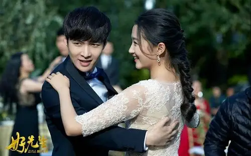 张艺兴关晓彤剧照壁纸图片下载