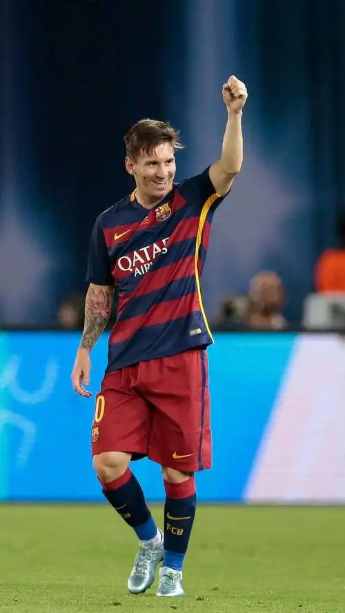 体育足球明星梅西昔日帅照手机壁纸