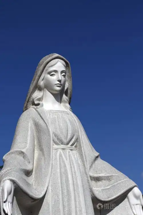 圣母玛利亚的雕像