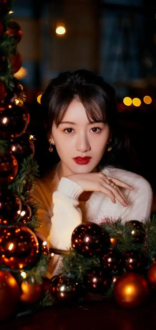 袁冰妍个人资料:可爱又努力的女孩子,这几年在演艺圈的发展越来越好