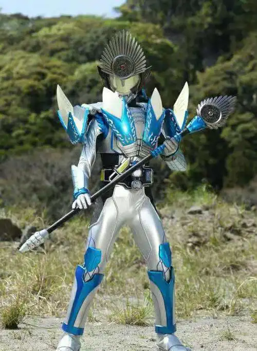 假面骑士冠白银铠甲