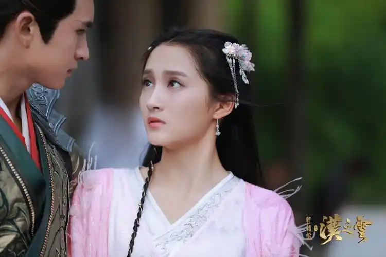 关晓彤《轩辕剑之汉之云》高清剧照图片[2/10]_电视剧_美桌网