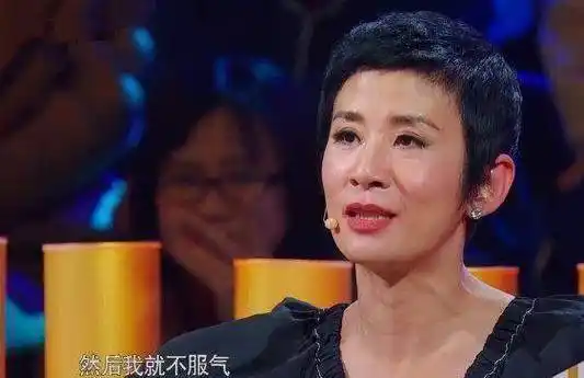 原创辍学混娱乐圈的欧阳娜娜未来能成为一个真正的演员吗
