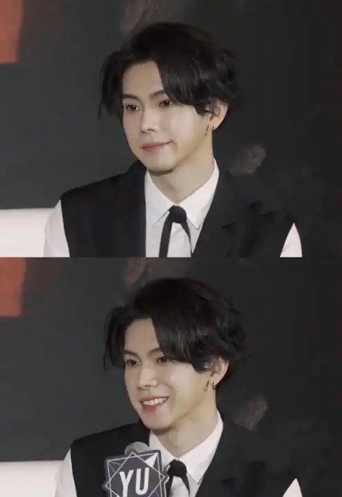 杨宇腾:yu笑起来真好看啊