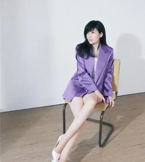 56岁玉女掌门人周慧敏近照曝光网友岁月无情啊