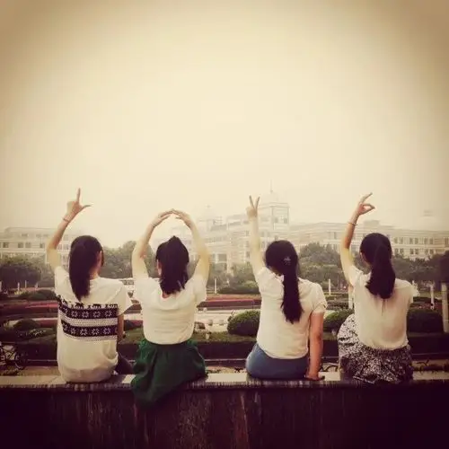 四姐妹love一生_闺蜜头像图片_扣扣居