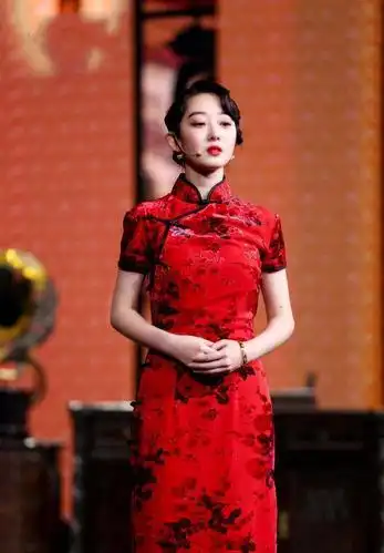 蒋梦婕就应该生活在民国,穿旗袍美得惊艳时光,尽显东方古典美!