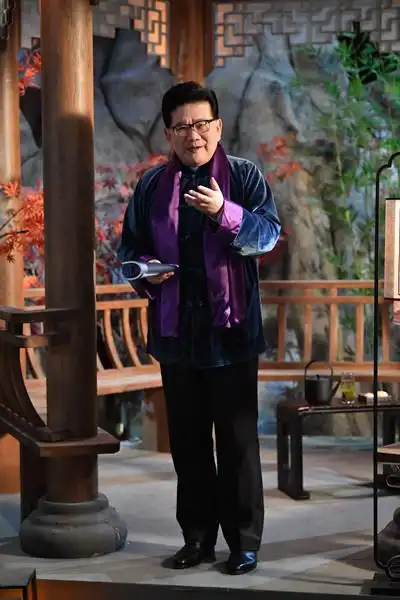 曹可凡冰山下的一角