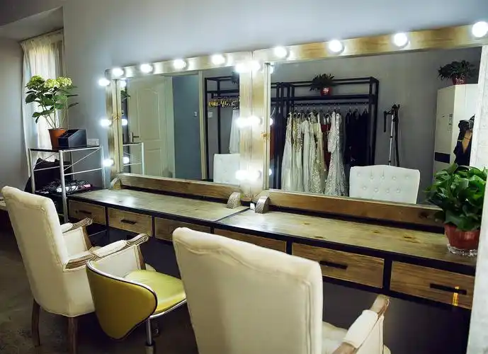 逸家伴侣影楼专用化妆台学院婚纱店带灯泡化妆桌子美式复古梳妆台定制