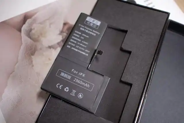 港版iphonex两年电池已报废动手换大容量电池给你们排雷来了
