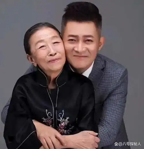 张少华病逝2年了,回头看丈夫张惠宝的选择,才知道她有多聪明