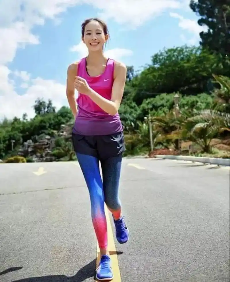2019泉城(济南)马拉松#台湾女神张钧甯可以说是娱乐圈里的健身小慈怂