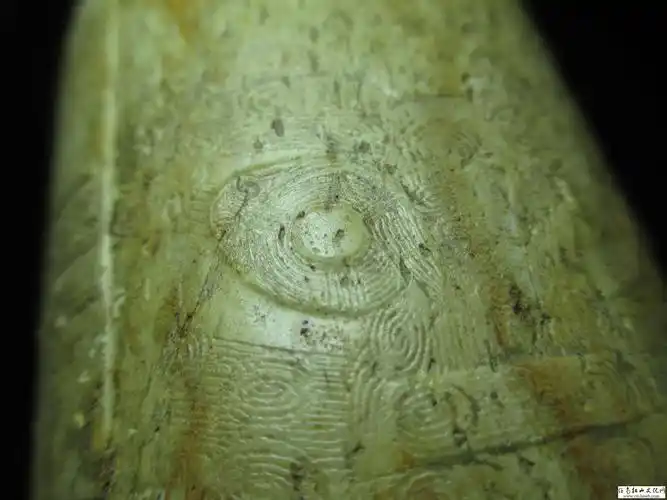 良渚阴刻线?请指点