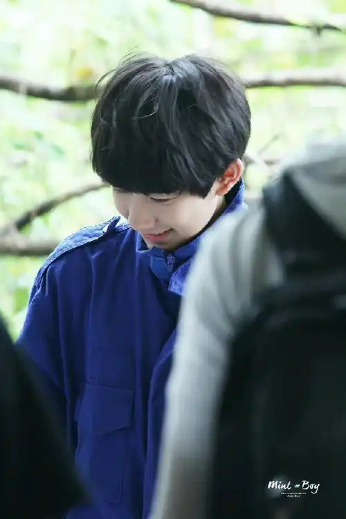 偶像手记 最乖的崽  有没有女友粉  @tfboys-王源王源超话#王源看我们