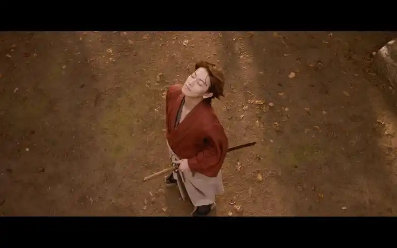 【浪客剑心/燃向】几个打斗片段的剪辑——来自绯村剑心的飞天御剑流!