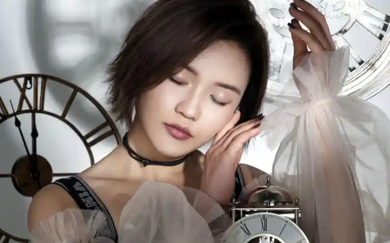 庄心妍发行新单曲《男朋友你在哪》,网友追问:男友究竟是谁呀?