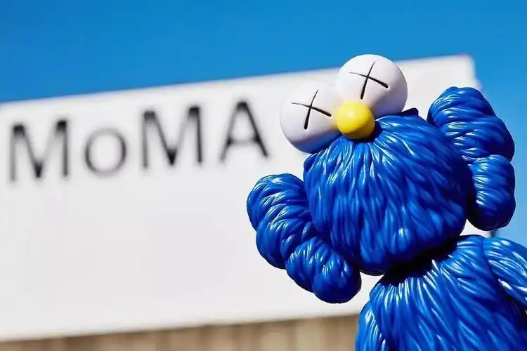 用平价买kaws这次他与uniqlo的联名有点不一样kword