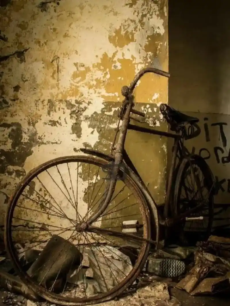 绘画素材分享.#留下岁月的痕迹 #怀旧 #记录历史的痕迹 # - 抖音