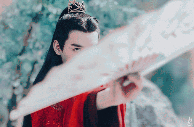 帅哥耍扇,帅哥耍帅.重温龚俊温客行转扇子.