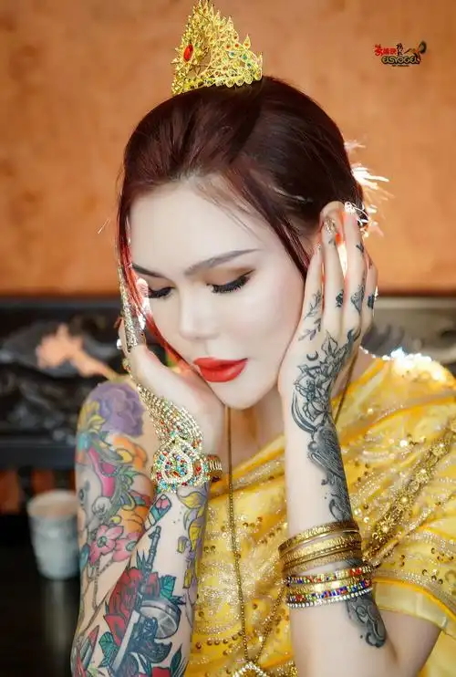 【纹身泰女】---kk