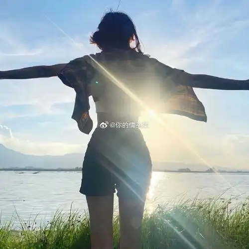 26#女生头像#Ⅰ#女头#Ⅰ真人Ⅰ背影Ⅰ出去旅游Ⅰ夏日氛围感Ⅰ高级感Ⅰ