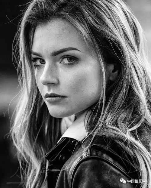 名家名作德国摄影师petermüller经典的黑白女性肖像摄影