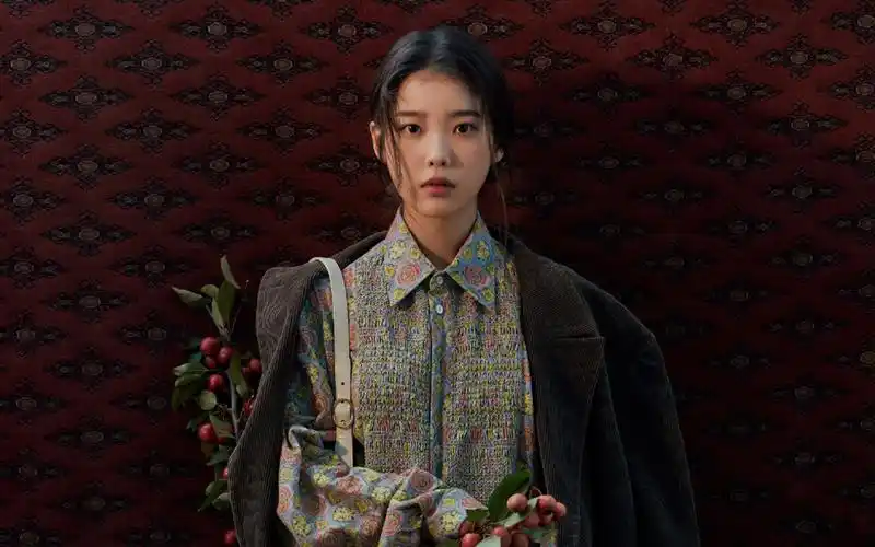 (1501)标签:格式:jpg关注公众号:一抹绿叶,即可下载无水印壁纸