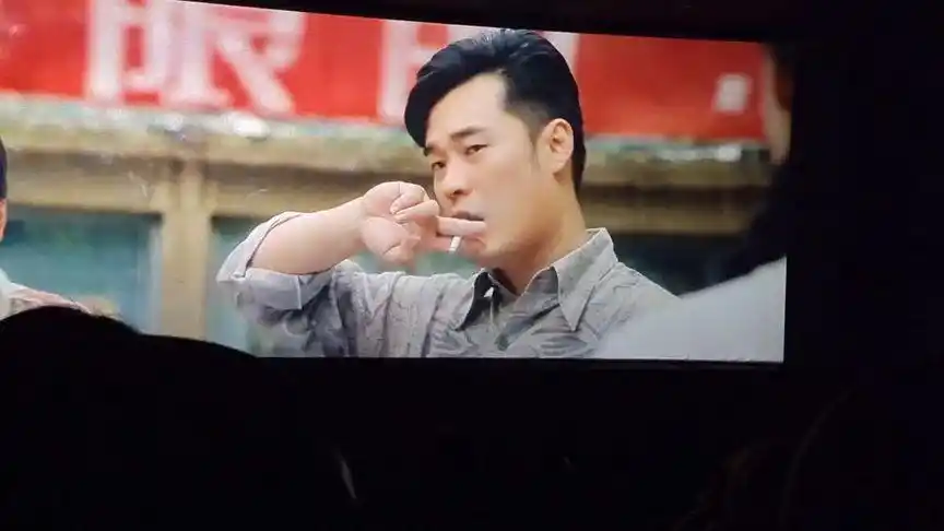 陈赫这反手抽烟帅爆了,爱了爱了#心动了