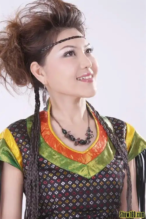 蒙古之花乌兰图雅