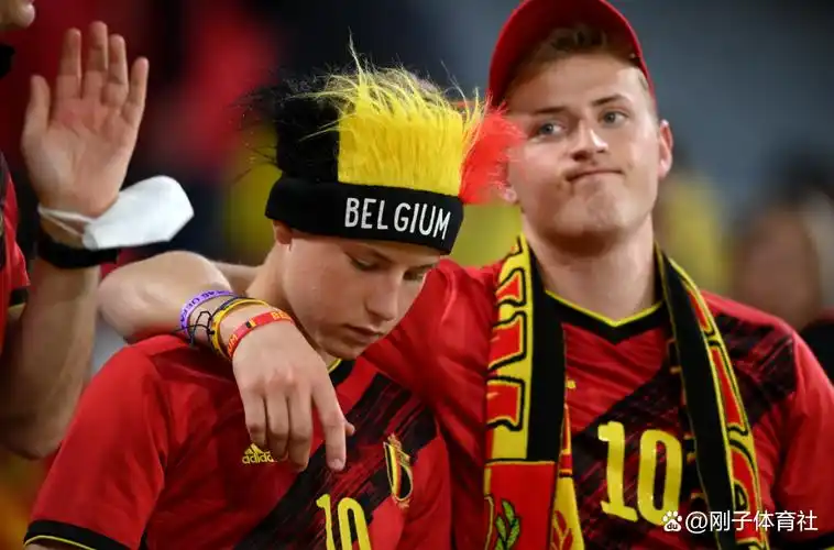 这一次,来自曼城的巨星德布劳内将挑起比利时队队长的重任,执旗出征.