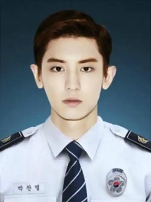 exo 朴灿烈 chanyeol 证件照什么的