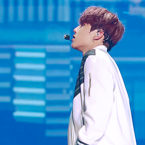 朴佑镇 wanna one 五金 park woojin