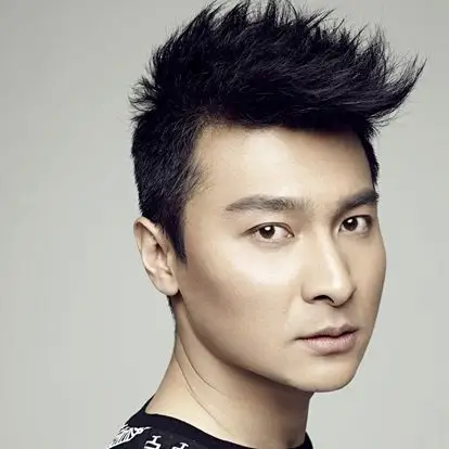 贺刚,1982年7月1日出生于山西平遥,中国内地影视男演员,毕业于山东