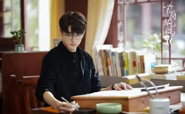 7部林一主演剧小时光长腿出道爆红脱轨撕漫男人气飙