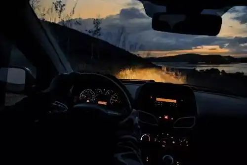 techcare |五大秘籍——助你夜间行车安全无忧