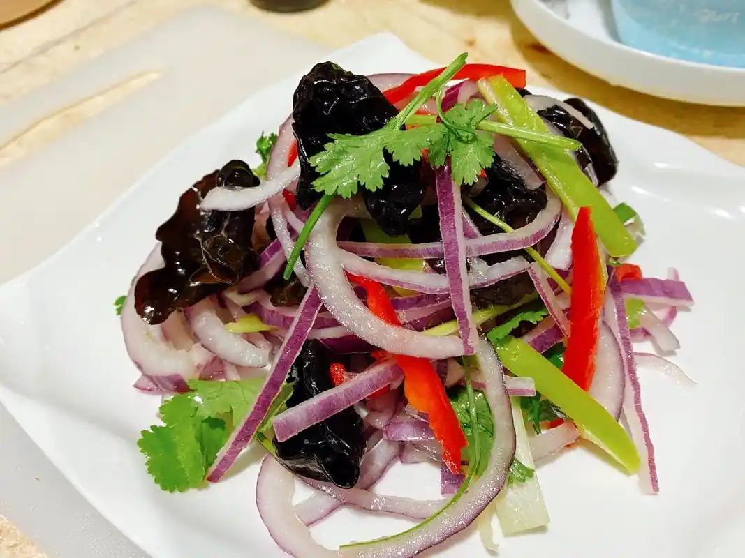 辟谣:木耳,洋葱可以软化血管?不要听信谣传,多吃富钾富碘食物