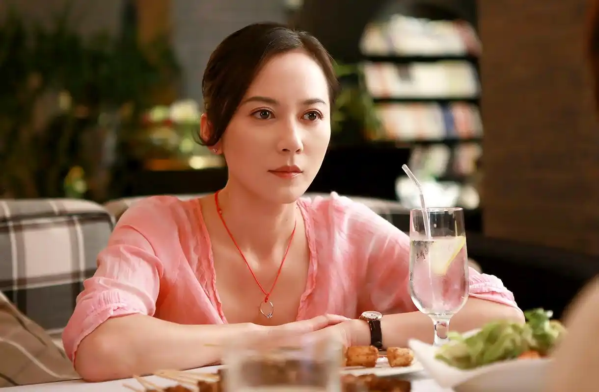 《小丈夫》俞飞鸿:仙子惊鸿依旧,女神颜美如初