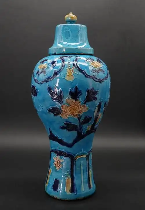 珐华梅瓶(国家文物局供图)