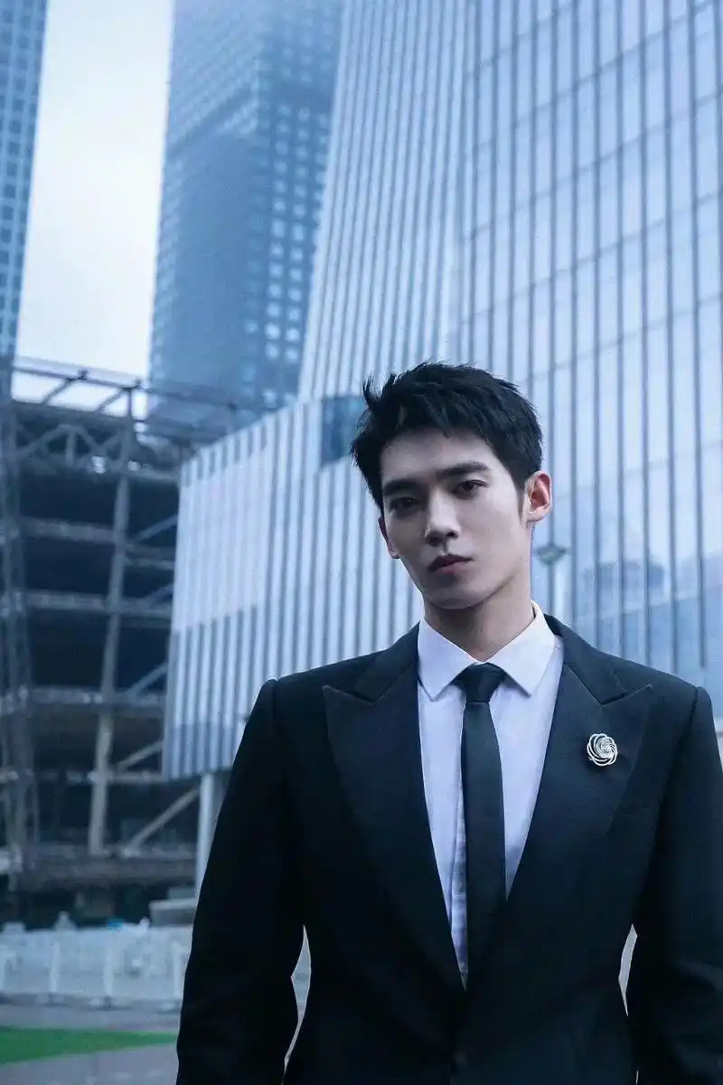 于适到底是哪些人在喜欢,又像杨洋又像吴磊又像魏大勋的[捂脸]