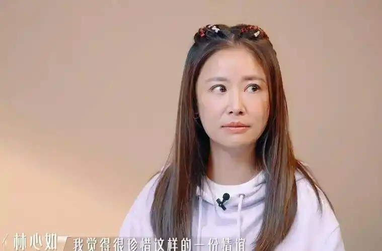 雪姨王琳53岁生图状态惊艳23年前演她女儿的林心如却已显老