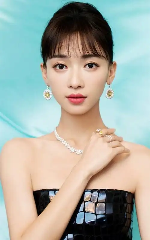 吴谨言高清俏丽美照甜美可人