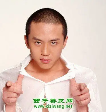 男生帅气平头发型 2013最好看平头_男士发型_西子美发网